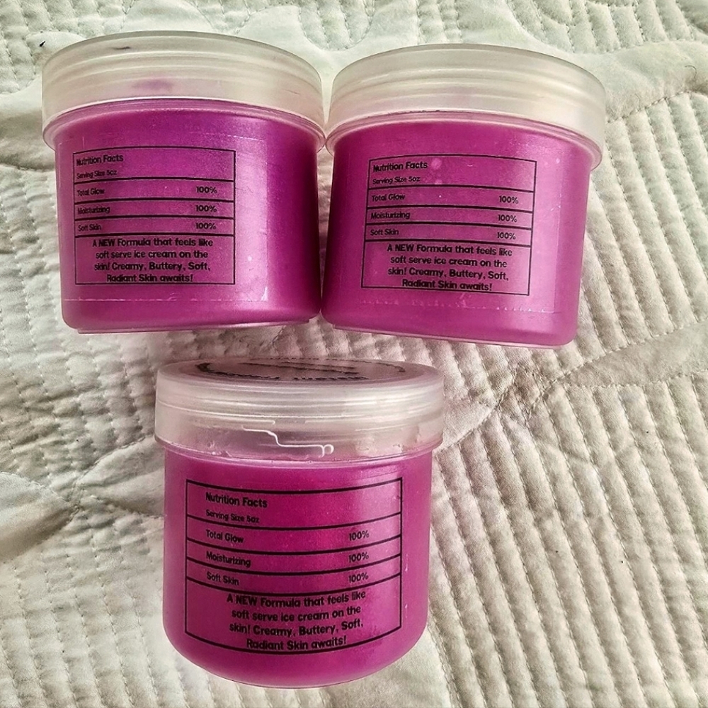 Skincare Bakery DragonFruit Sorbet Soft Serve - Picture 2 of 3